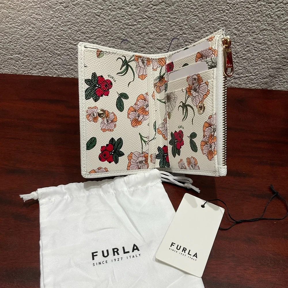 Furla Toni Talco Floral‎ Leather Wallet